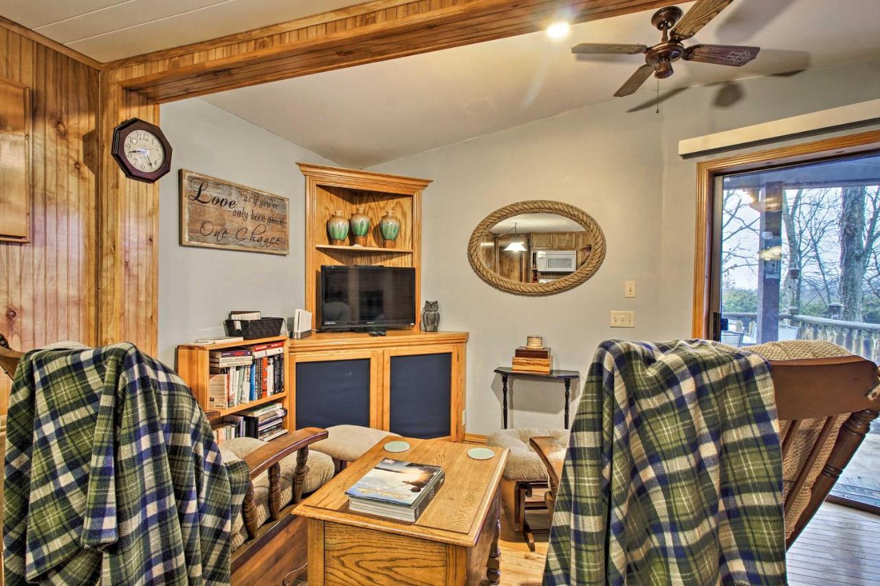 Rustic Stockton Lake Cabin Half Mile To Boat Ramp! Bagian luar foto