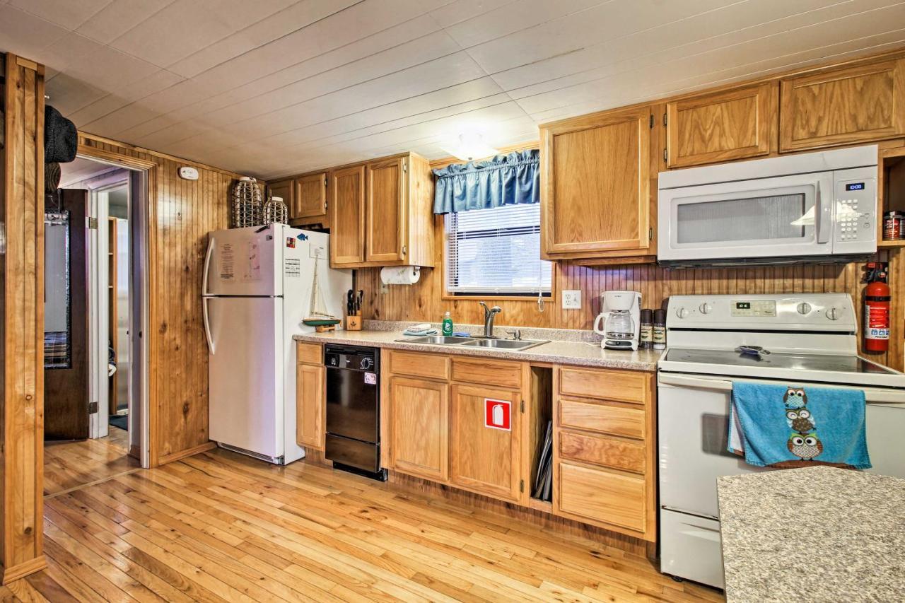 Rustic Stockton Lake Cabin Half Mile To Boat Ramp! Bagian luar foto