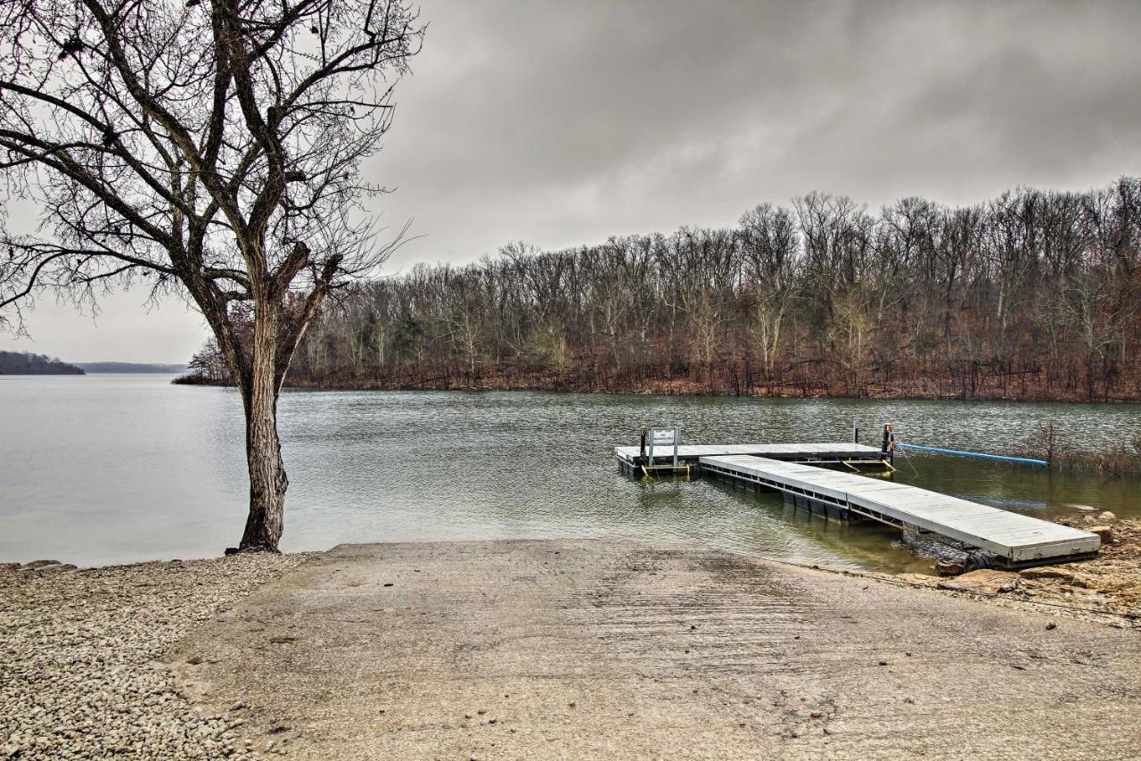 Rustic Stockton Lake Cabin Half Mile To Boat Ramp! Bagian luar foto