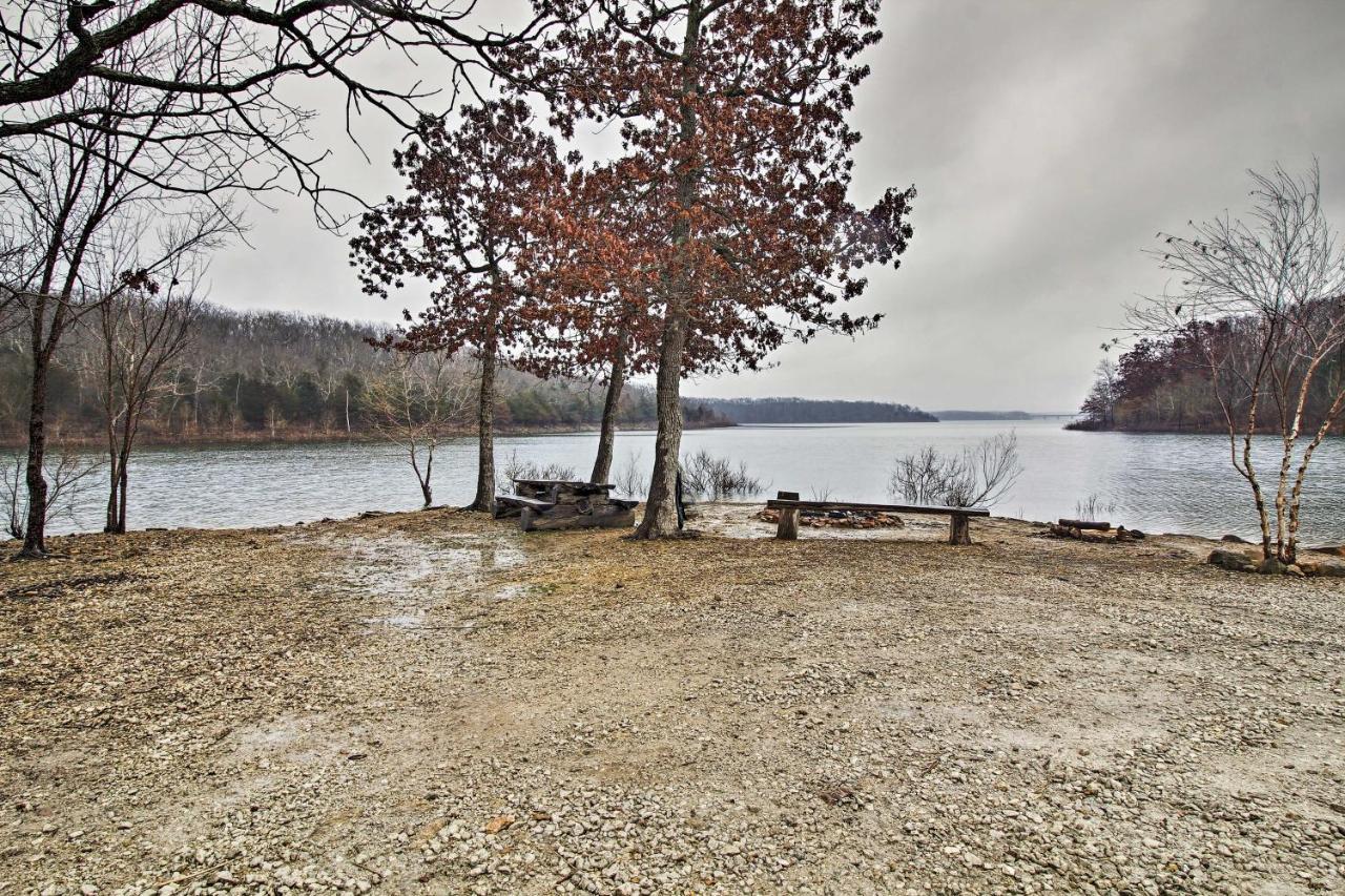 Rustic Stockton Lake Cabin Half Mile To Boat Ramp! Bagian luar foto